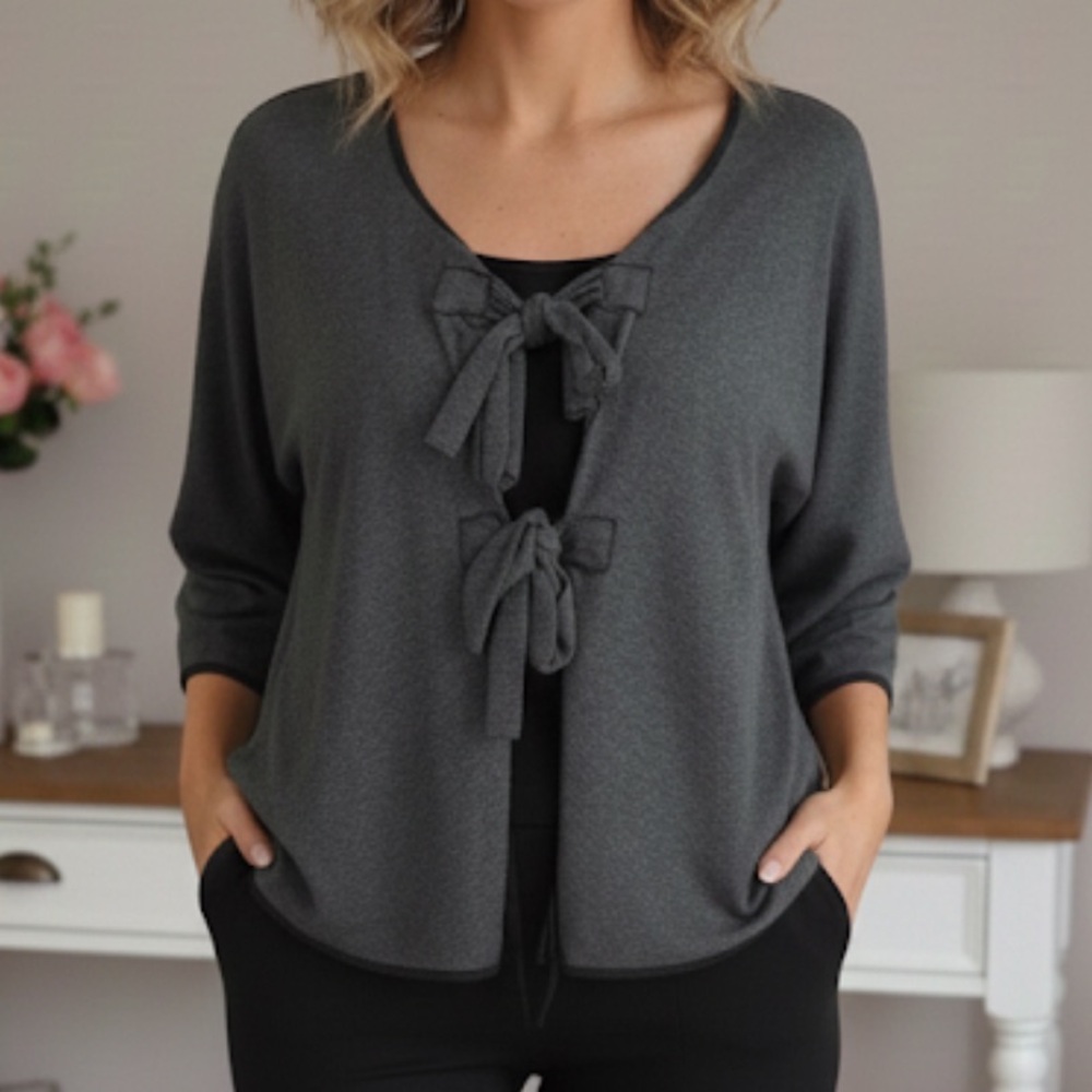 ❤️EUC NYAH Gray Tie Front Cardigan (size XL)